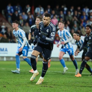 半岛体育-驰援球队！西班牙电视六台：姆巴佩已抵达机场将飞往吉达